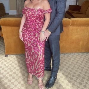 REVOLVE EXCLUSIVE - SIZE S ALAYAH MIDI DRESS WITH CUSTOM SLEEVES!